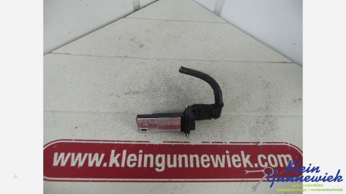 Usagé Débitmètre Opel Karl Prix € 21,00 Règlement à la marge proposé par Klein Gunnewiek Autodemontage & Motorentechniek