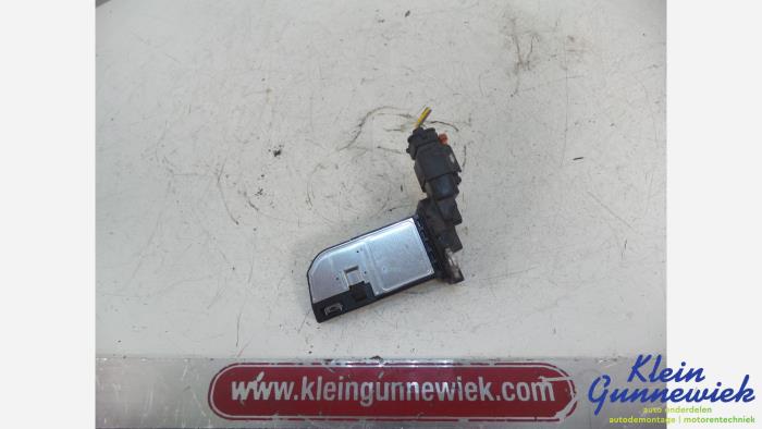 Usagé Débitmètre Citroen Berlingo Prix € 15,00 Règlement à la marge proposé par Klein Gunnewiek Autodemontage & Motorentechniek