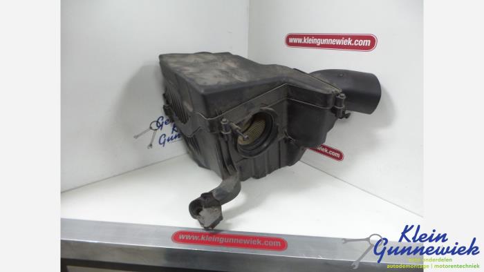 Begagnade Luftfilterhus Ford Kuga Pris € 28,00 Marginaltabell erbjuds av Klein Gunnewiek Autodemontage & Motorentechniek
