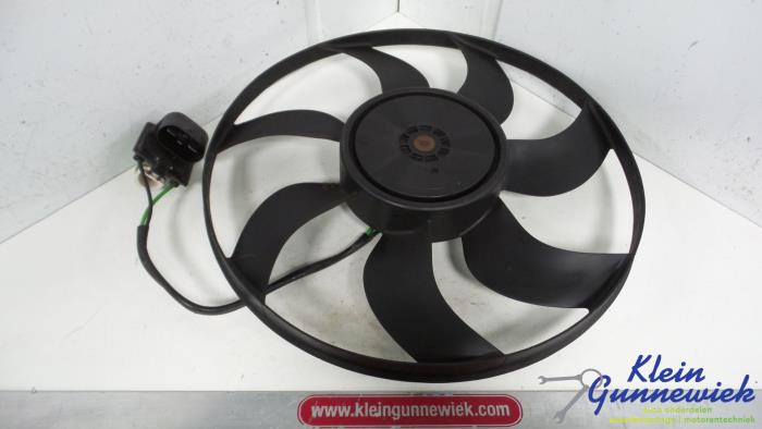 Fan motors with part number 130308114 stock | ProxyParts.com