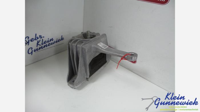 Used Engine mount Hyundai Ioniq Price € 22,00 Margin scheme offered by Klein Gunnewiek Autodemontage & Motorentechniek