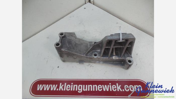 Used Engine mount Iveco New Daily Price € 27,00 Margin scheme offered by Klein Gunnewiek Autodemontage & Motorentechniek