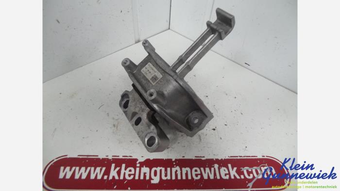Used Engine mount Skoda Kodiaq Price € 41,00 Margin scheme offered by Klein Gunnewiek Autodemontage & Motorentechniek