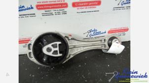 Begagnade Motorfäste Renault Kangoo Pris € 25,00 Marginaltabell erbjuds av Klein Gunnewiek Autodemontage & Motorentechniek