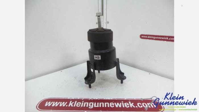 Engine mount Lexus RX 300 - 1651707 2GR
