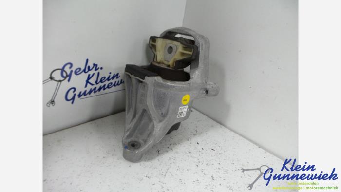 Used Engine mount Audi A4 Price € 41,00 Margin scheme offered by Klein Gunnewiek Autodemontage & Motorentechniek