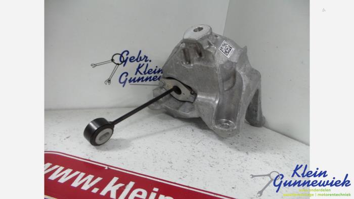 Used Engine mount Audi A4 Price € 20,00 Margin scheme offered by Klein Gunnewiek Autodemontage & Motorentechniek