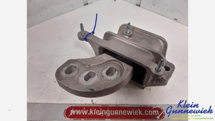 Used Engine mount Ford Fiesta Price € 20,00 Margin scheme offered by Klein Gunnewiek Autodemontage & Motorentechniek