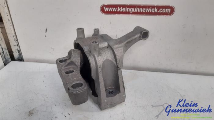 Usagé Support moteur Volkswagen Tiguan Prix € 15,00 Règlement à la marge proposé par Klein Gunnewiek Autodemontage & Motorentechniek