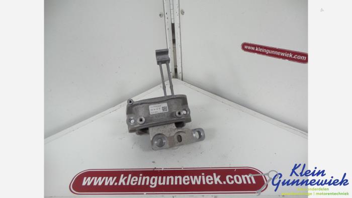 Used Engine mount Volkswagen Golf Price € 28,00 Margin scheme offered by Klein Gunnewiek Autodemontage & Motorentechniek