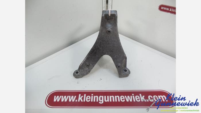 Used Engine mount Seat Exeo Price € 25,00 Margin scheme offered by Klein Gunnewiek Autodemontage & Motorentechniek