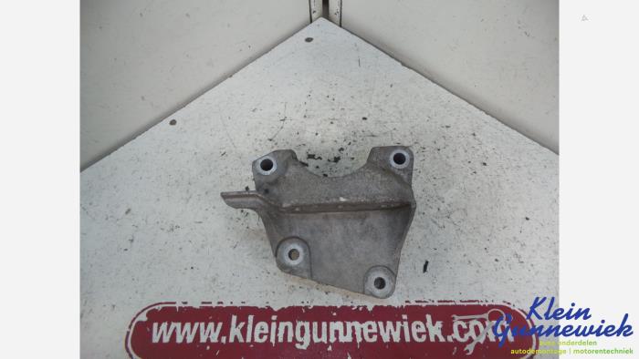 Used Engine mount Opel Cascada Price € 25,00 Margin scheme offered by Klein Gunnewiek Autodemontage & Motorentechniek