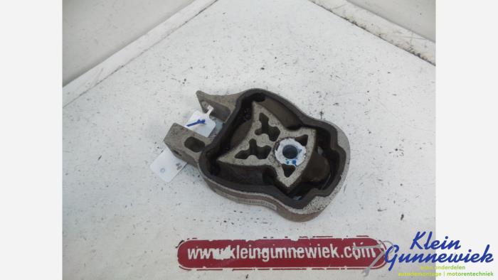 Used Engine mount Ford Mondeo Price € 21,00 Margin scheme offered by Klein Gunnewiek Autodemontage & Motorentechniek
