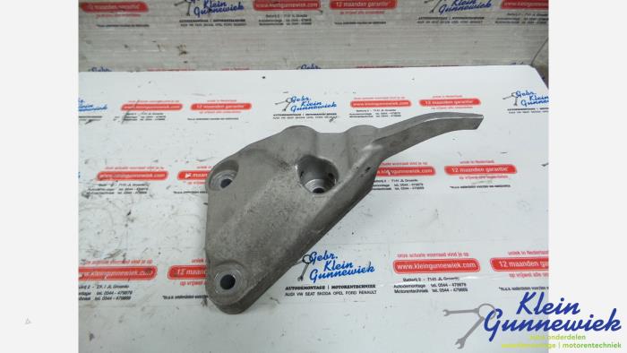 Used Engine mount Opel Astra Price € 25,00 Margin scheme offered by Klein Gunnewiek Autodemontage & Motorentechniek