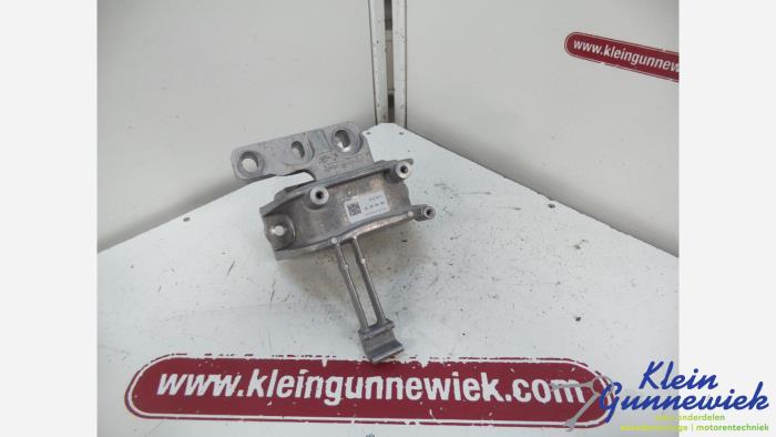 Used Engine mount Volkswagen E-Golf Price € 24,00 Margin scheme offered by Klein Gunnewiek Autodemontage & Motorentechniek