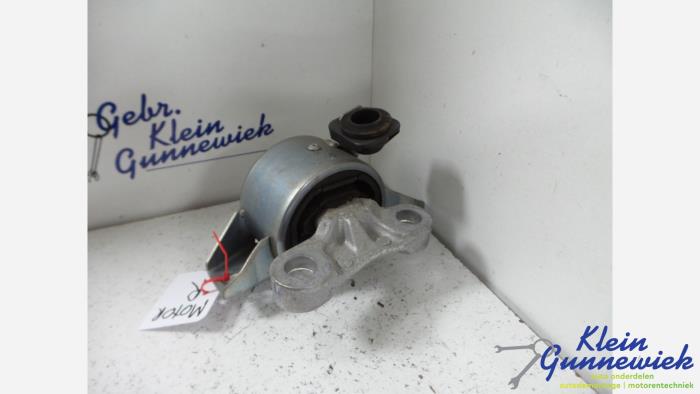 Used Engine mount Opel Corsa Price € 21,00 Margin scheme offered by Klein Gunnewiek Autodemontage & Motorentechniek