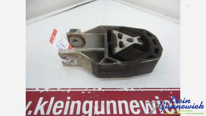 Used Engine mount Ford C-Max Price € 20,00 Margin scheme offered by Klein Gunnewiek Autodemontage & Motorentechniek