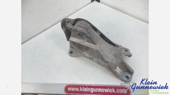 Usagé Support moteur BMW M1 Prix € 24,00 Règlement à la marge proposé par Klein Gunnewiek Autodemontage & Motorentechniek