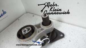 Used Engine mount Ford B-Max Price on request offered by Gebr.Klein Gunnewiek Ho.BV