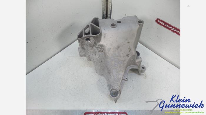 Used Engine mount Skoda Octavia Price € 30,00 Margin scheme offered by Klein Gunnewiek Autodemontage & Motorentechniek