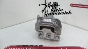 Used Engine mount Volkswagen Tiguan Price on request offered by Gebr.Klein Gunnewiek Ho.BV