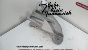 Używane Wspornik silnika Volkswagen Touareg Cena na żądanie oferowane przez Gebr.Klein Gunnewiek Ho.BV
