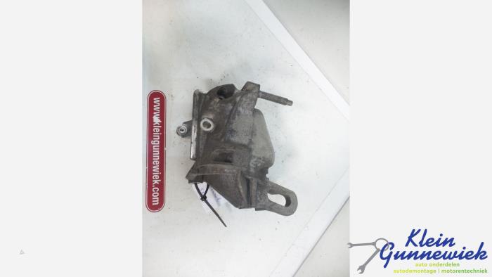 Used Engine mount Ford Fiesta Price € 16,00 Margin scheme offered by Klein Gunnewiek Autodemontage & Motorentechniek