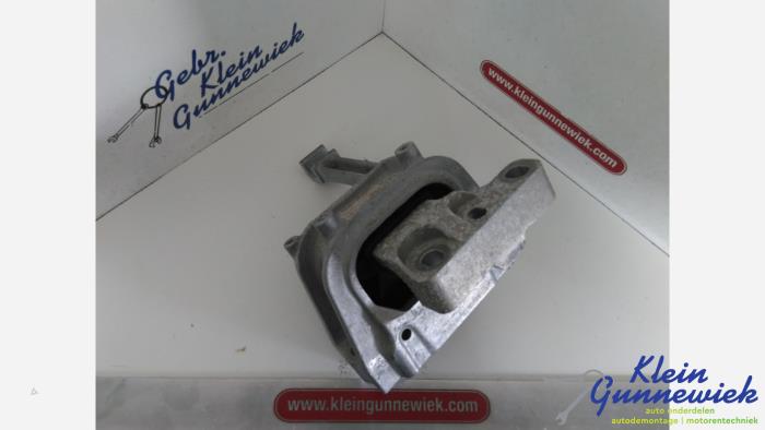 Engine mount Volkswagen E-Golf (Used)