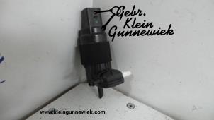 Used Windscreen washer pump Audi Q5 Price € 15,00 Margin scheme offered by Gebr.Klein Gunnewiek Ho.BV