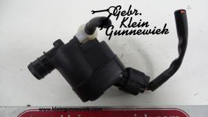 Usagé Pompe lave-glace avant Kia Picanto Prix € 15,00 Règlement à la marge proposé par Gebr.Klein Gunnewiek Ho.BV