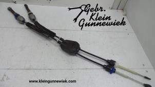 Used Gearbox shift cable Renault Clio Price € 60,00 Margin scheme offered by Gebr.Klein Gunnewiek Ho.BV