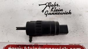 Used Windscreen washer pump Volkswagen Eos Price € 20,00 Margin scheme offered by Gebr.Klein Gunnewiek Ho.BV