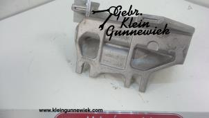Usagé Support boîte de vitesse Renault Clio Prix sur demande proposé par Gebr.Klein Gunnewiek Ho.BV