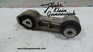Gebrauchte Getriebe Halterung Ford KA Preis auf Anfrage angeboten von Gebr.Klein Gunnewiek Ho.BV