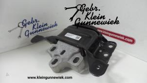 Used Gearbox mount Volkswagen Arteon Price € 45,00 Margin scheme offered by Gebr.Klein Gunnewiek Ho.BV