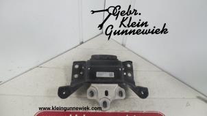 Gebrauchte Getriebe Halterung Volkswagen Golf Preis € 45,00 Margenregelung angeboten von Gebr.Klein Gunnewiek Ho.BV