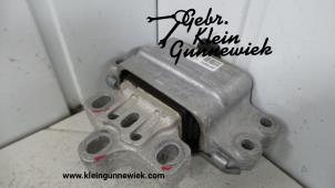 Usagé Support boîte de vitesse Volkswagen Scirocco Prix sur demande proposé par Gebr.Klein Gunnewiek Ho.BV