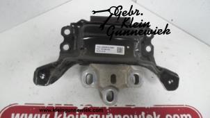 Used Gearbox mount Volkswagen Arteon Price € 45,00 Margin scheme offered by Gebr.Klein Gunnewiek Ho.BV