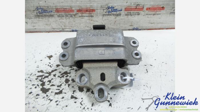 Usagé Support boîte de vitesses Volkswagen Golf Prix € 25,00 Règlement à la marge proposé par Klein Gunnewiek Autodemontage & Motorentechniek