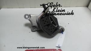 Usados Soporte de caja de cambios Volkswagen Transporter Precio de solicitud ofrecido por Gebr.Klein Gunnewiek Ho.BV