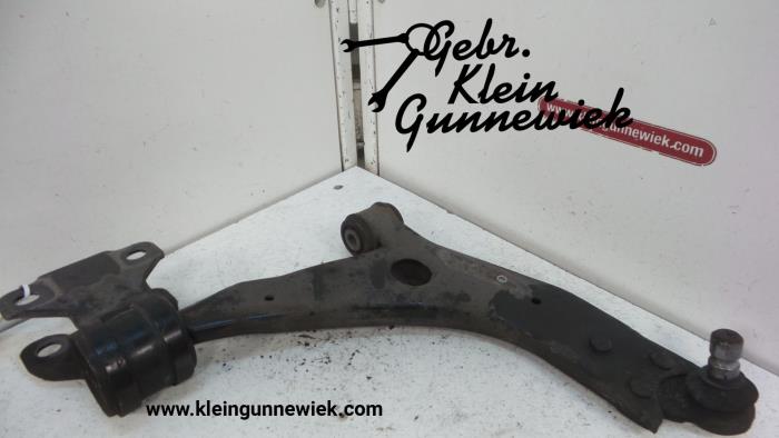 Front lower wishbone, right from a Volvo V40 2016