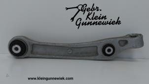 Used Front lower wishbone, left Audi Q7 Price € 85,00 Margin scheme offered by Gebr.Klein Gunnewiek Ho.BV