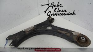Used Front lower wishbone, left Volkswagen Beetle Price on request offered by Gebr.Klein Gunnewiek Ho.BV