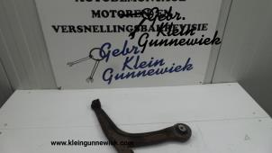 Used Front lower wishbone, right Ford KA Price on request offered by Gebr.Klein Gunnewiek Ho.BV
