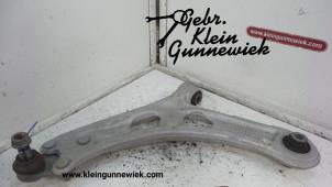 Używane Wahacz zawieszenia dolny lewy przód Opel Combo Cena na żądanie oferowane przez Gebr.Klein Gunnewiek Ho.BV