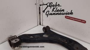 Used Front lower wishbone, right Volkswagen Touran Price on request offered by Gebr.Klein Gunnewiek Ho.BV