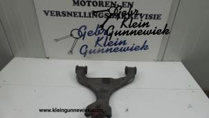 Gebrauchte Querlenker unten rechts vorne Mercedes Vito Preis auf Anfrage angeboten von Gebr.Klein Gunnewiek Ho.BV