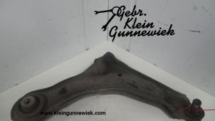 Used Front lower wishbone, right Mercedes Vito Price on request offered by Gebr.Klein Gunnewiek Ho.BV