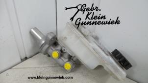 Używane Glówny cylinder hamulcowy Mercedes Citan Cena na żądanie oferowane przez Gebr.Klein Gunnewiek Ho.BV