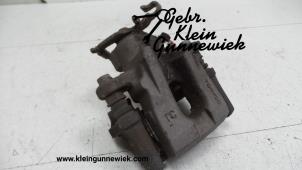 Used Rear brake calliper, right Lexus CT 200h Price on request offered by Gebr.Klein Gunnewiek Ho.BV